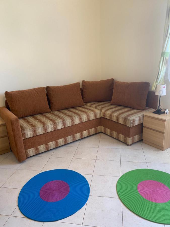 Bed And Breakfast Elisa Sonnino Bagian luar foto